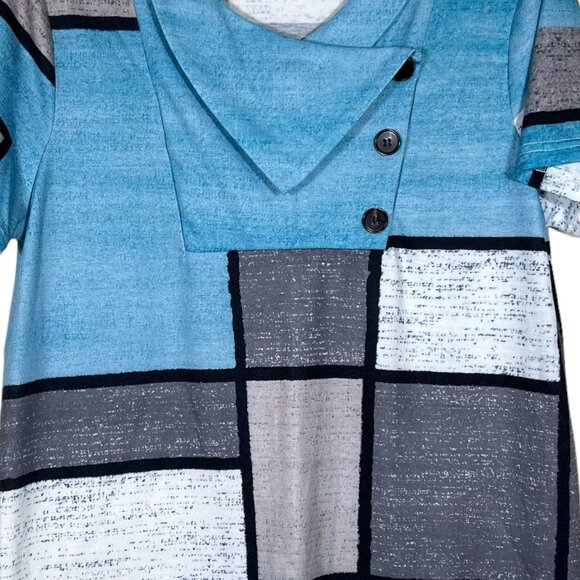 Exclusive ❤ - Women's Size M - Blue, Grey & White Square Design - Short Sleeve - Picture 2 of 10